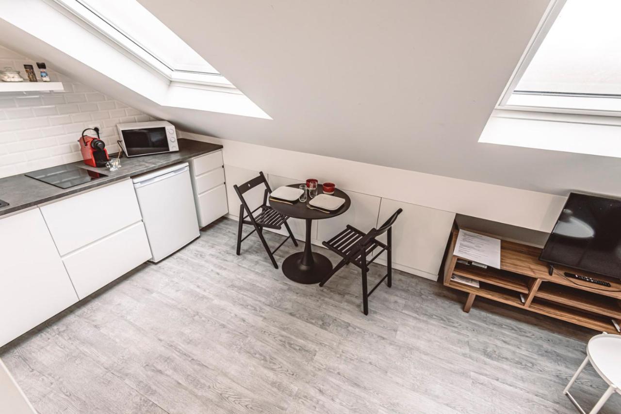 Le Coquet Logement Climatise Face A La Cathedrale - 3G แร็งส์ ภายนอก รูปภาพ