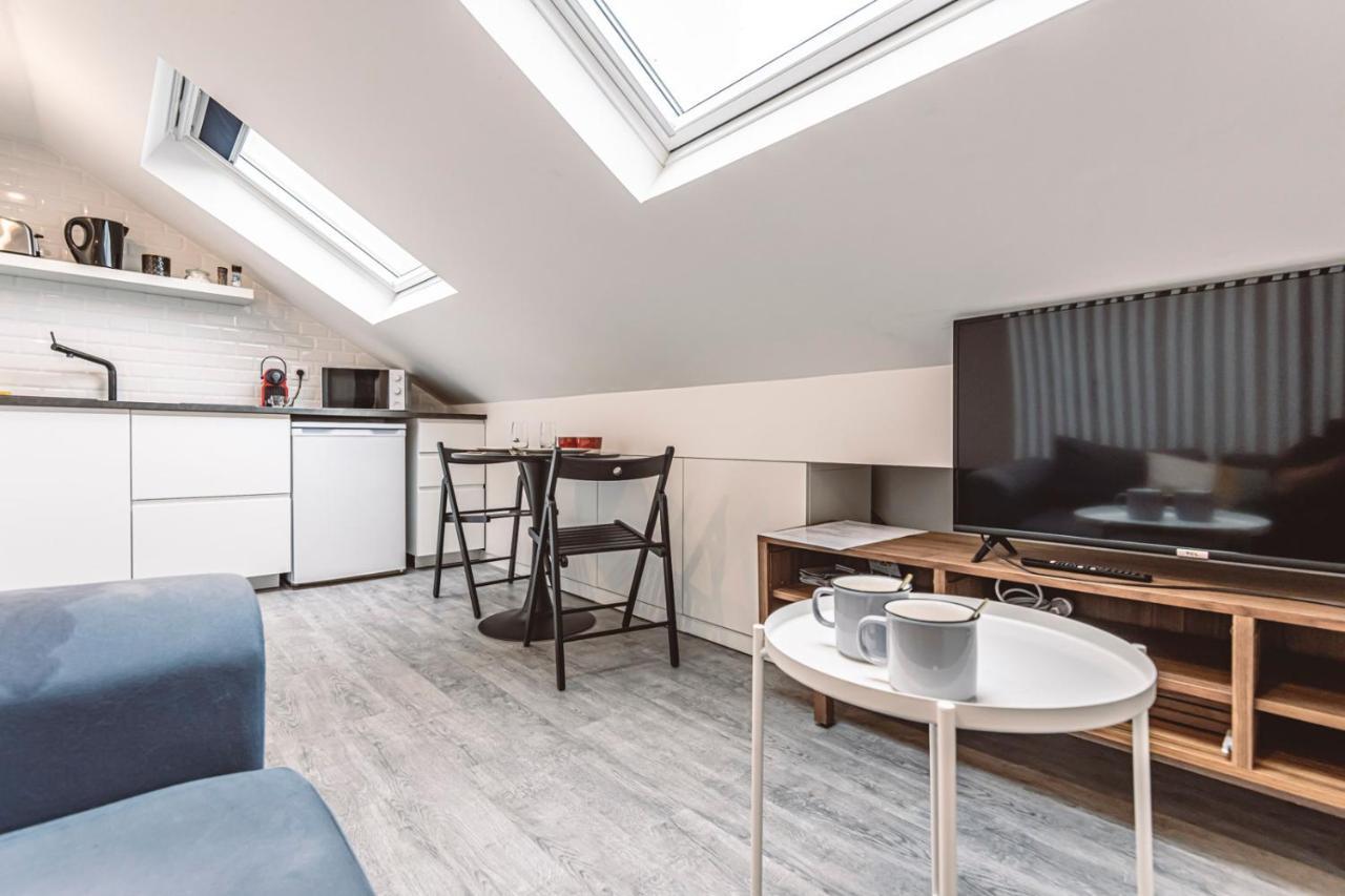 Le Coquet Logement Climatise Face A La Cathedrale - 3G แร็งส์ ภายนอก รูปภาพ