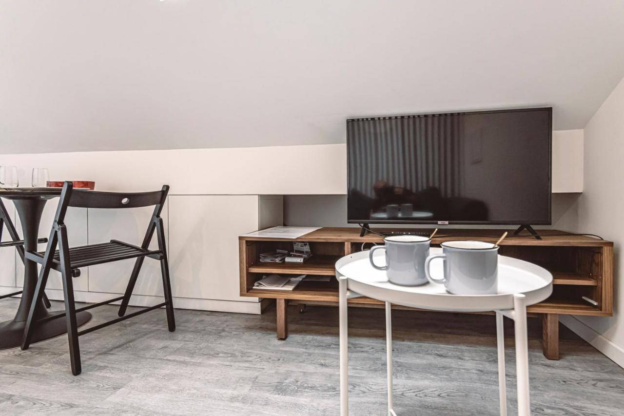 Le Coquet Logement Climatise Face A La Cathedrale - 3G แร็งส์ ภายนอก รูปภาพ