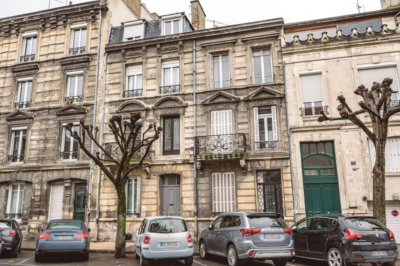 Le Coquet Logement Climatise Face A La Cathedrale - 3G แร็งส์ ภายนอก รูปภาพ